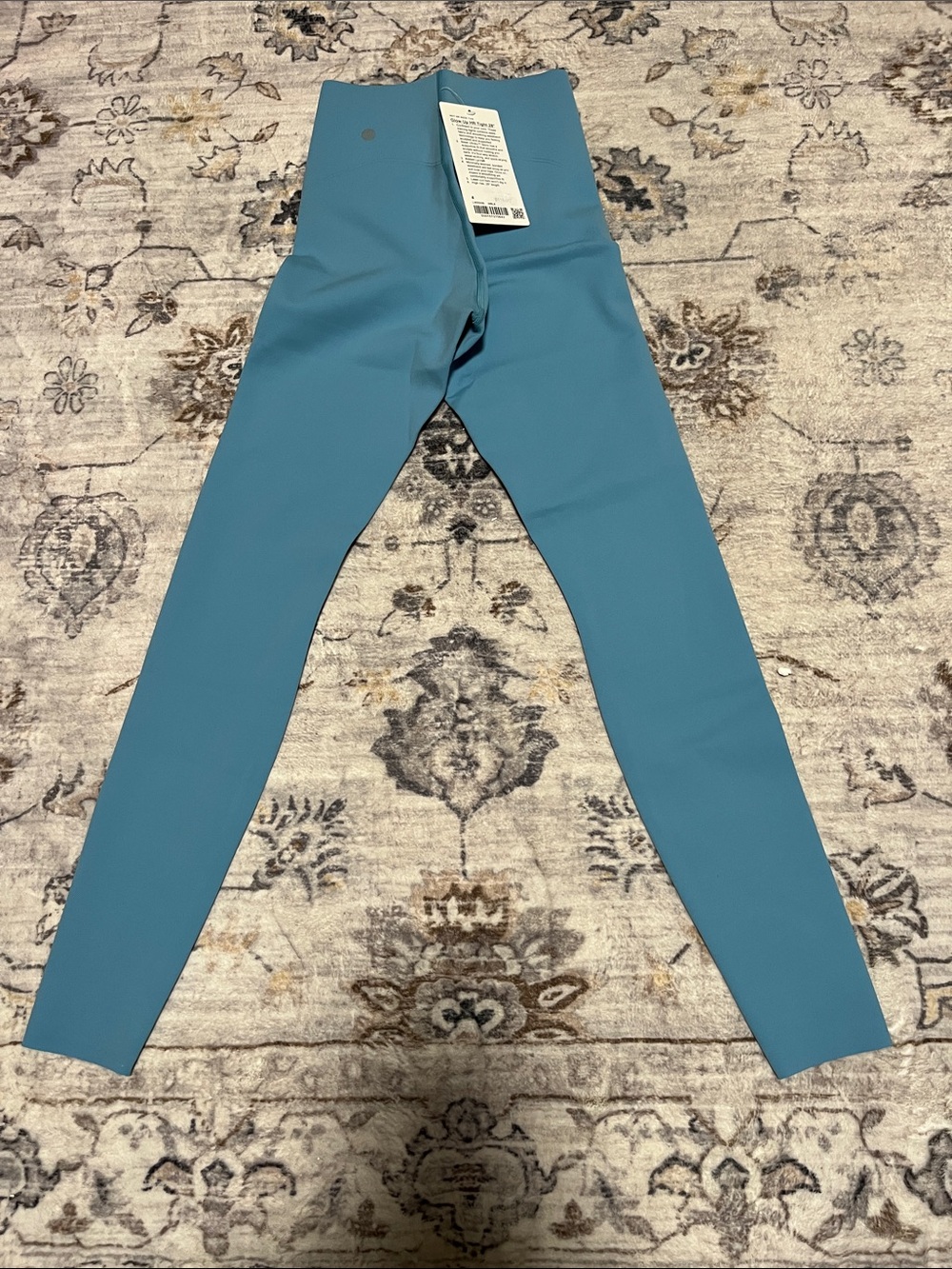 Lululemon leggings Glow Up HR Tight 28”  NWT. Lighter Blue